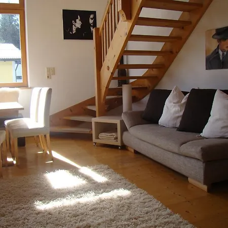 Schützinger Apartment *